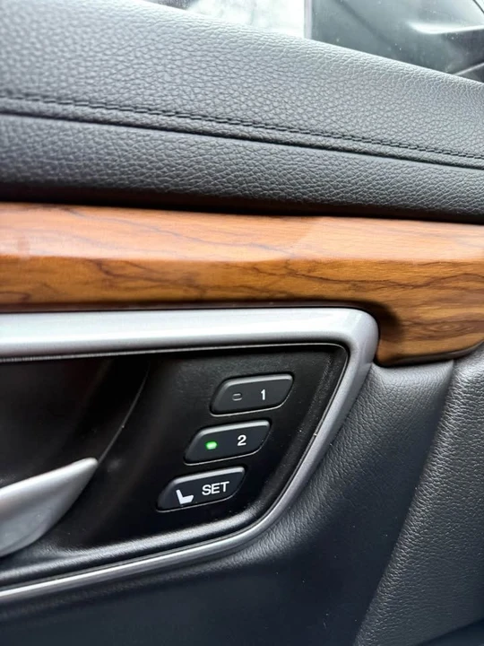 2017 Honda CR-V 5th Gen - Image 15 of 17