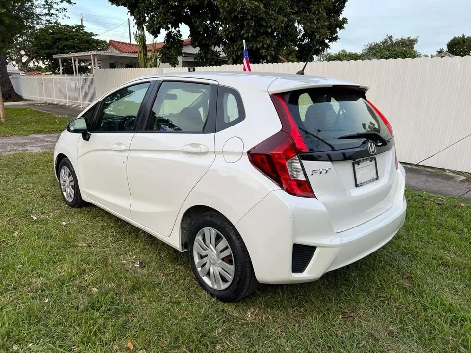 2017 Honda Fit - Image 4 of 14