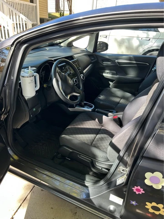 2017 Honda Fit - Image 8 of 13