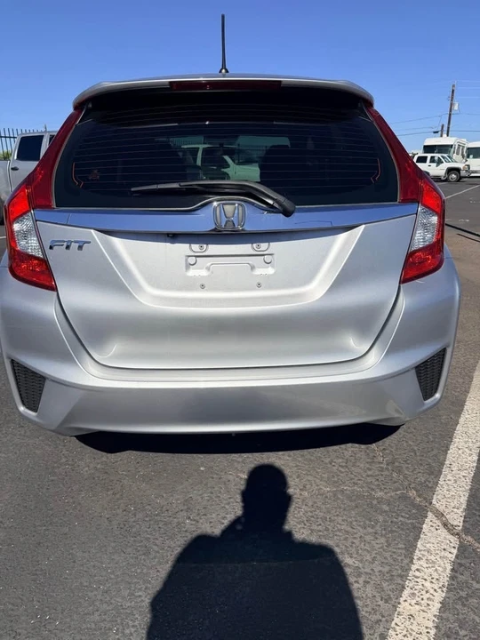 2017 Honda Fit - Image 5 of 10