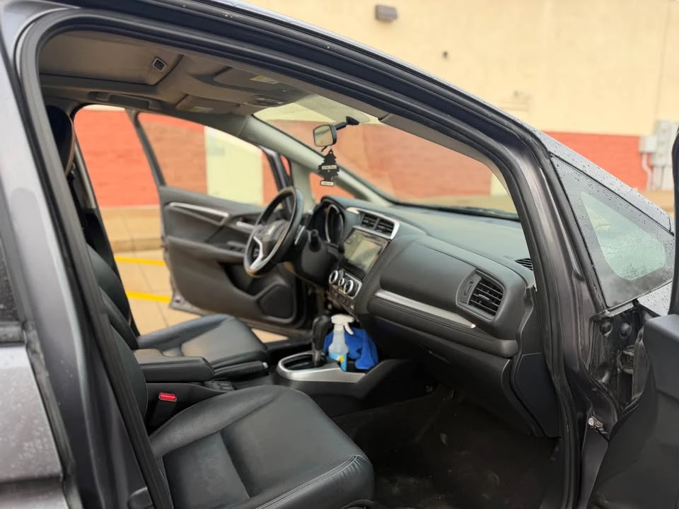 2017 Honda Fit - Image 9 of 11