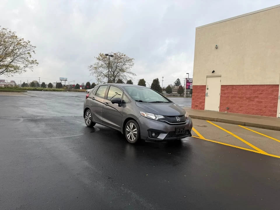 2017 Honda Fit - Image 4 of 11
