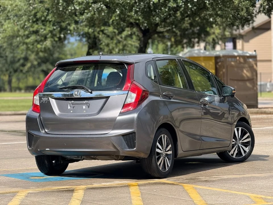 2017 Honda Fit - Image 5 of 13