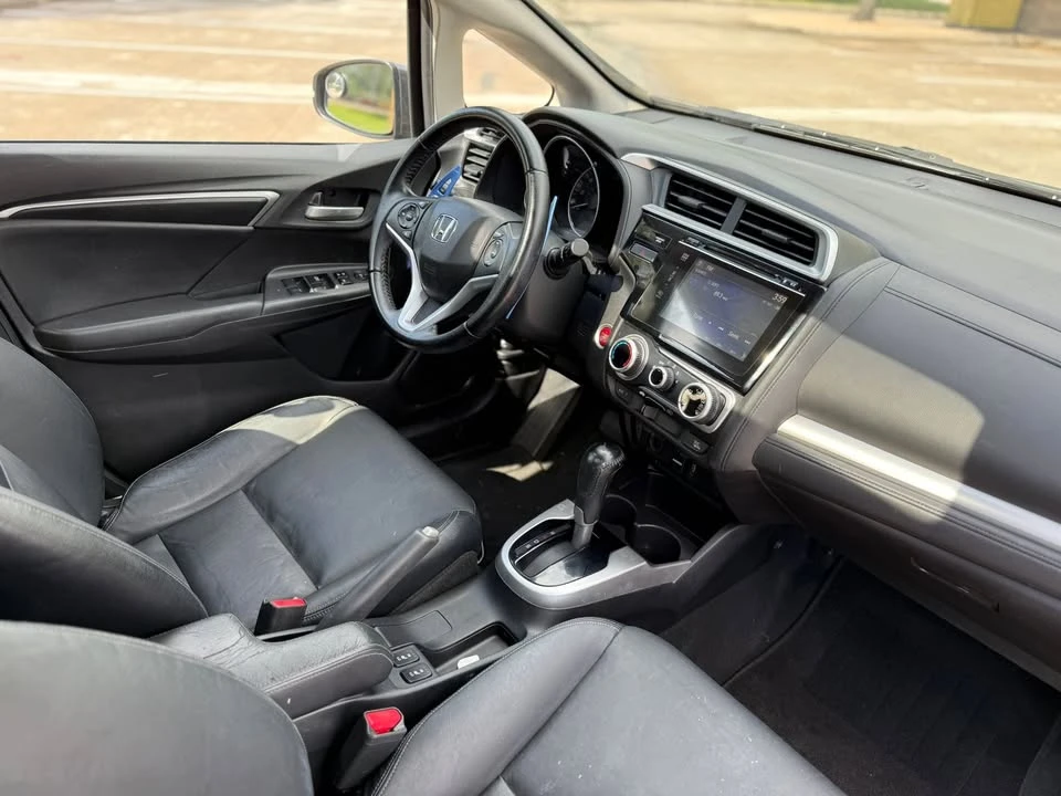 2017 Honda Fit - Image 11 of 13