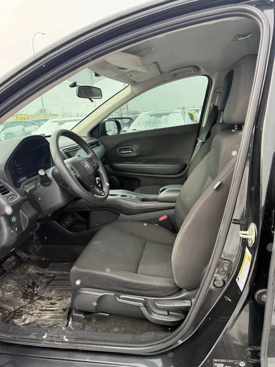 2017 Honda HR-V 2nd Gen - Image 9 of 11