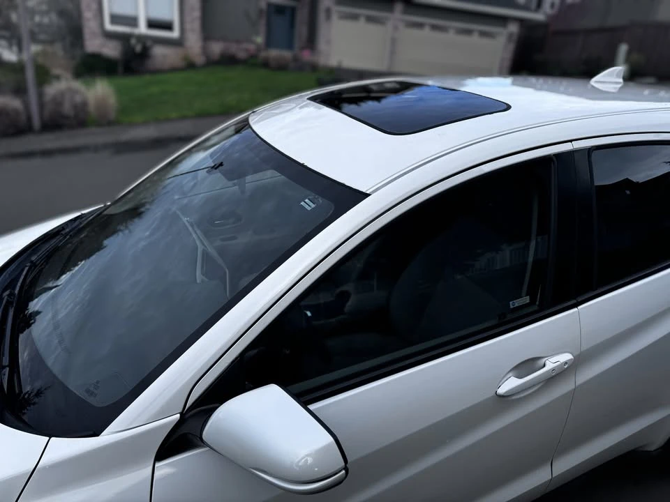 2017 Honda HR-V 2nd Gen - Image 5 of 14