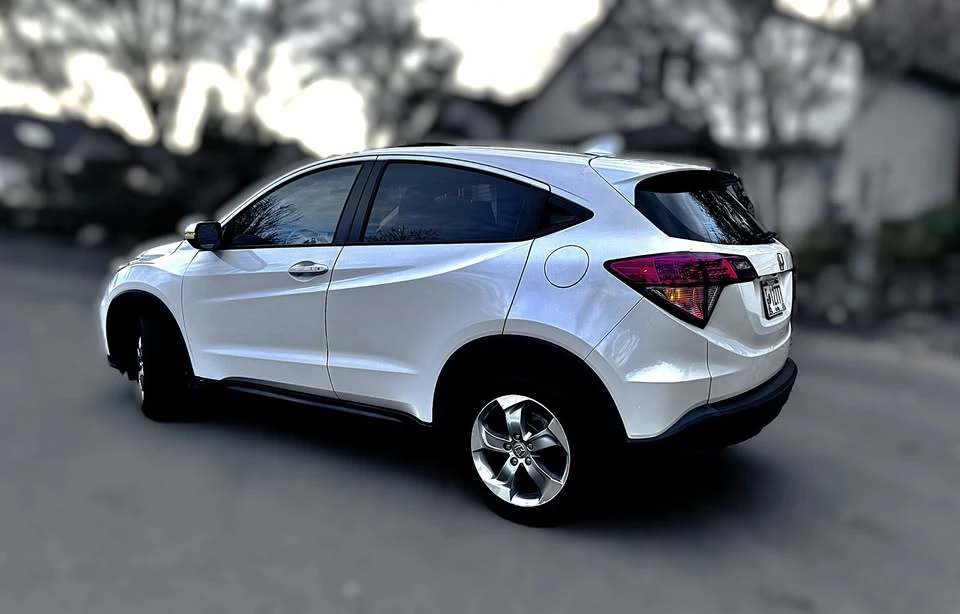 2017 Honda HR-V 2nd Gen - Image 7 of 14
