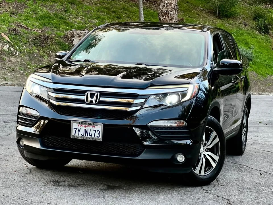 2017 Honda Pilot 3rd Gen - Image 7 of 20