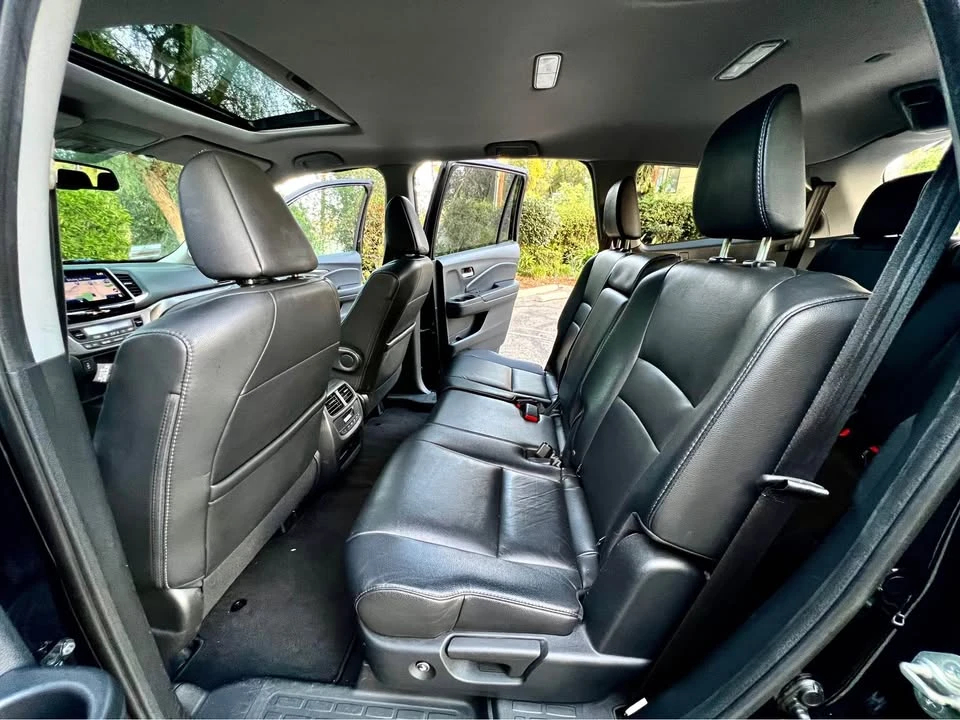 2017 Honda Pilot 3rd Gen - Image 14 of 20