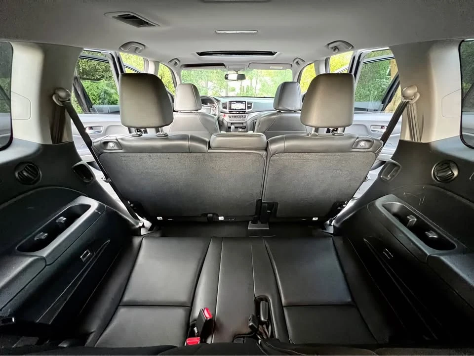 2017 Honda Pilot 3rd Gen - Image 16 of 20