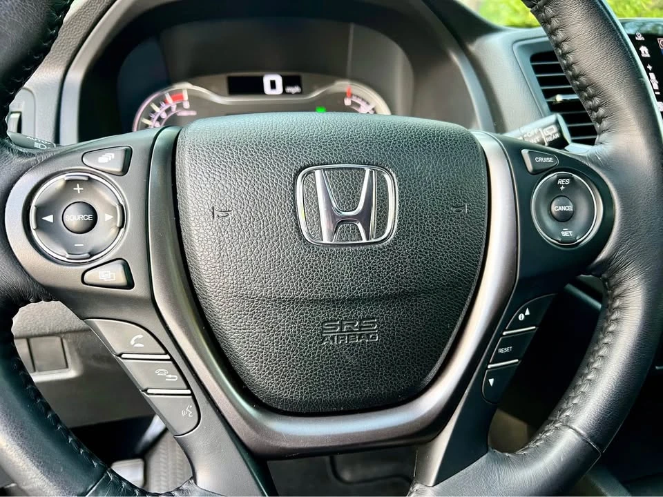 2017 Honda Pilot 3rd Gen - Image 17 of 20