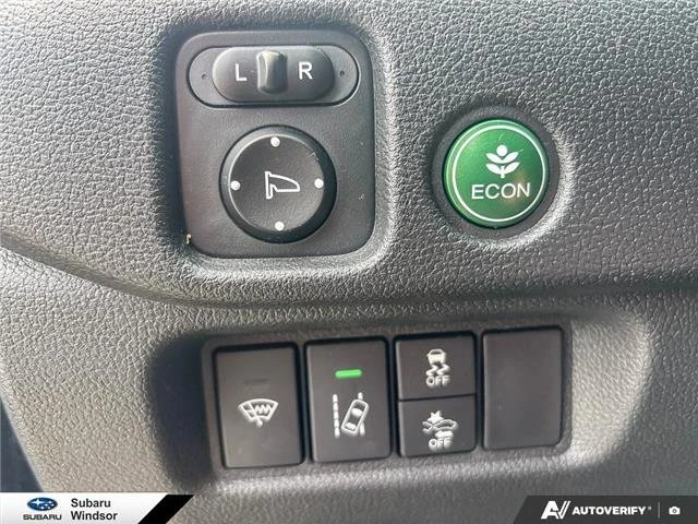 2017 Honda Pilot 3rd Gen - Image 13 of 20