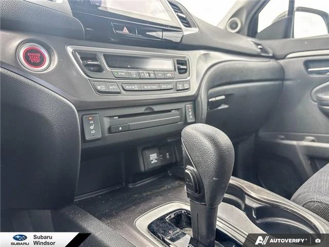 2017 Honda Pilot 3rd Gen - Image 19 of 20