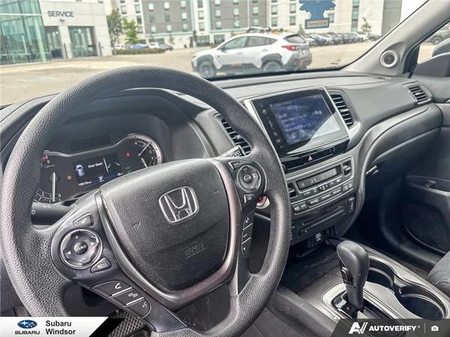 2017 Honda Pilot 3rd Gen - Image 10 of 20