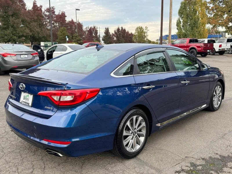 2017 Hyundai Sonata - Image 11 of 20