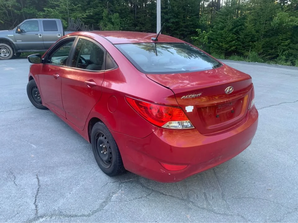 2017 Hyundai Accent - Image 4 of 5