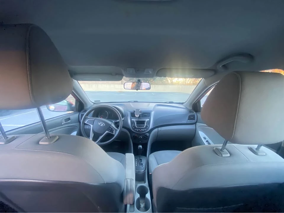 2017 Hyundai Accent - Image 8 of 18