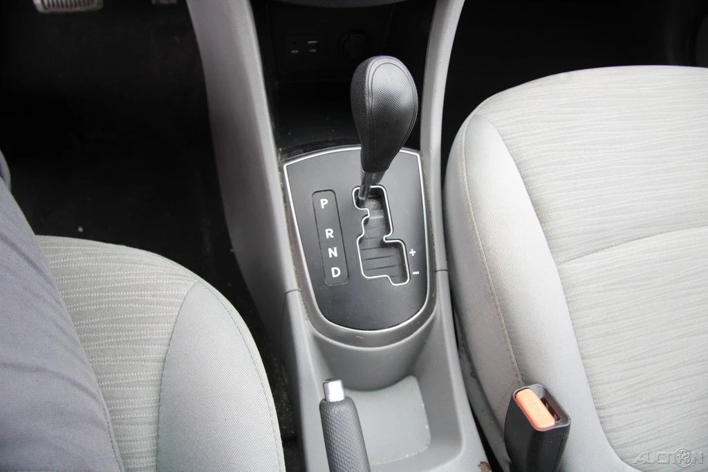 2017 Hyundai Accent - Image 17 of 21