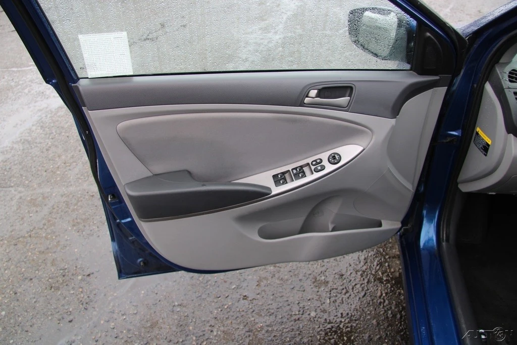 2017 Hyundai Accent - Image 11 of 21
