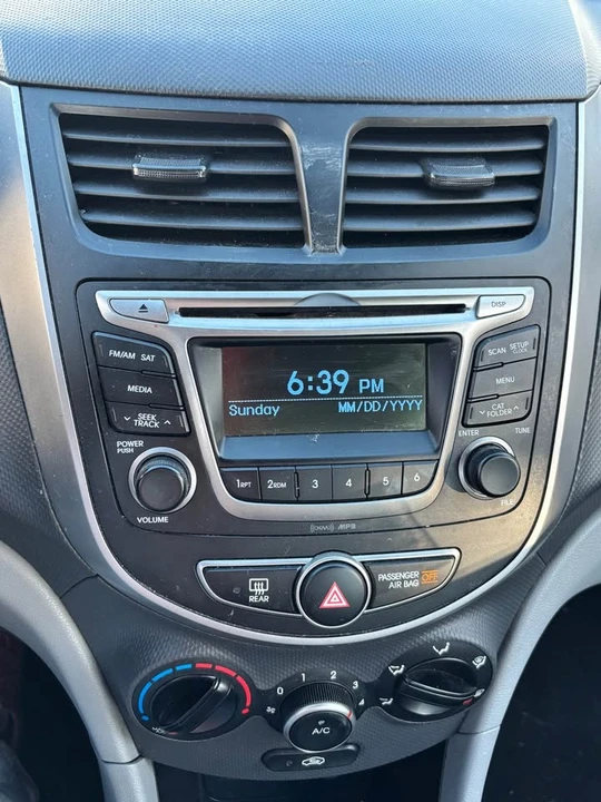 2017 Hyundai Accent - Image 14 of 15