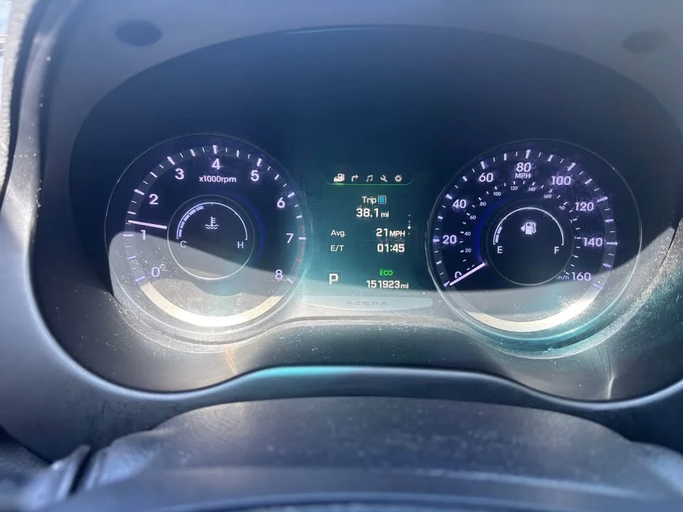 2017 Hyundai Azera - Image 6 of 9