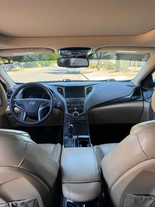 2017 Hyundai Azera - Image 6 of 14