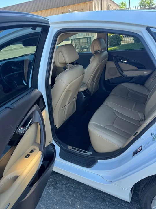 2017 Hyundai Azera - Image 13 of 14