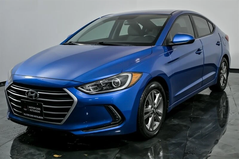 2017 Hyundai Elantra - Image 5 of 12