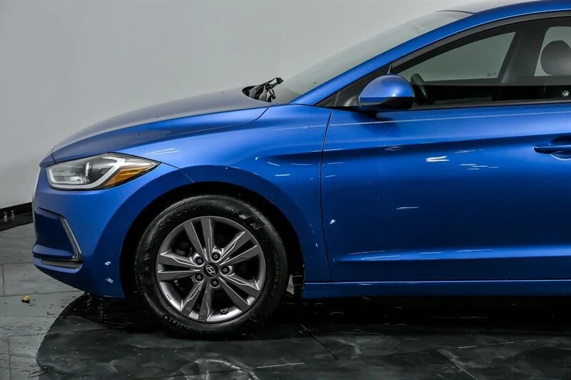 2017 Hyundai Elantra - Image 6 of 12