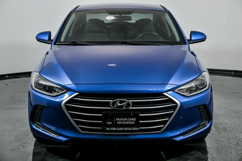 2017 Hyundai Elantra - Image 4 of 12