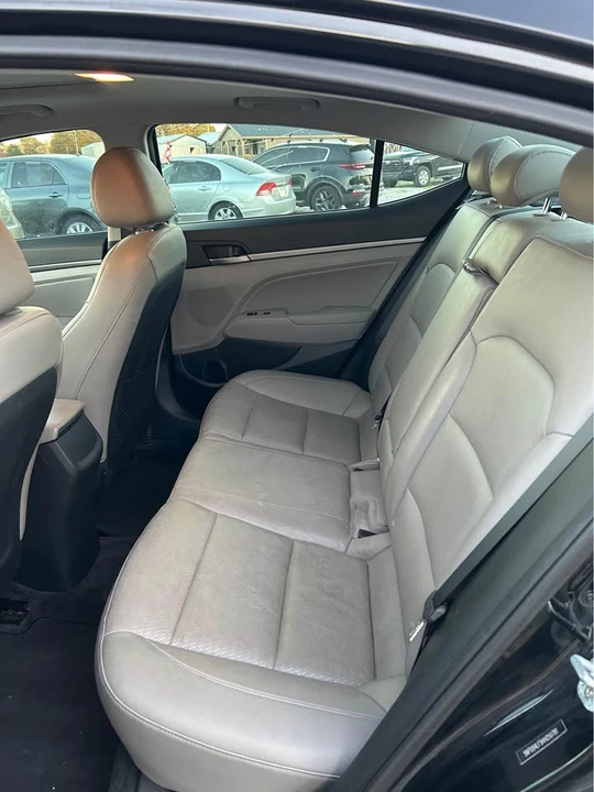 2017 Hyundai Elantra - Image 5 of 9