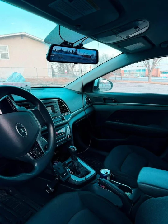 2017 Hyundai Elantra - Image 8 of 10