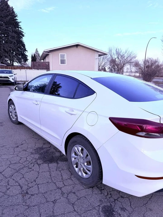 2017 Hyundai Elantra - Image 7 of 10