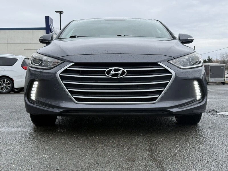 2017 Hyundai Elantra - Image 10 of 20