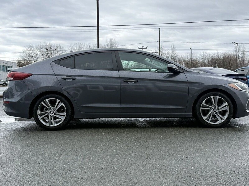 2017 Hyundai Elantra - Image 8 of 20