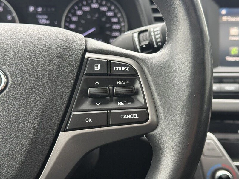2017 Hyundai Elantra - Image 17 of 20
