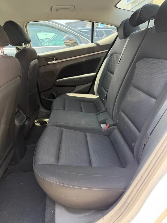 2017 Hyundai Elantra - Image 8 of 10