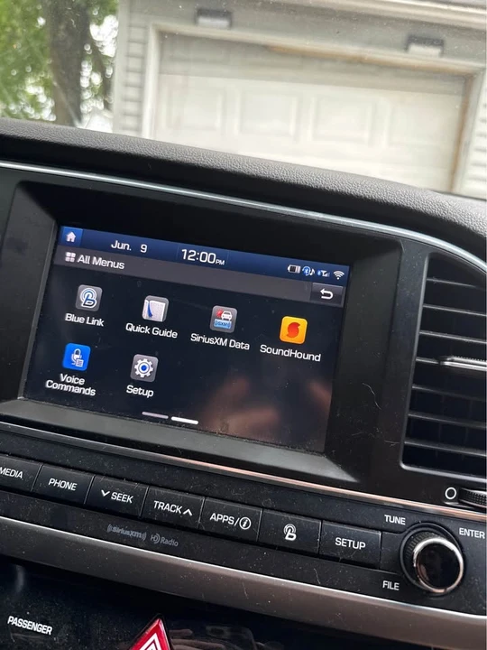 2017 Hyundai Elantra - Image 5 of 6