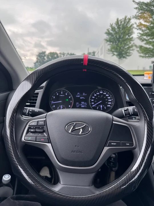 2017 Hyundai Elantra - Image 7 of 19
