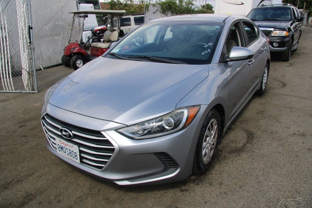 2017 Hyundai Elantra - Image 2 of 24