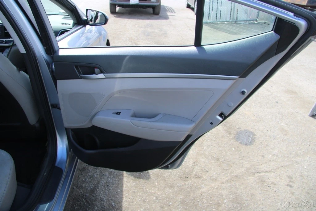 2017 Hyundai Elantra - Image 24 of 24