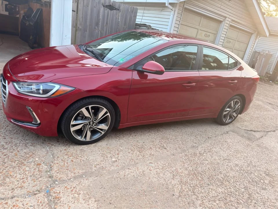 2017 Hyundai Elantra - Image 9 of 9