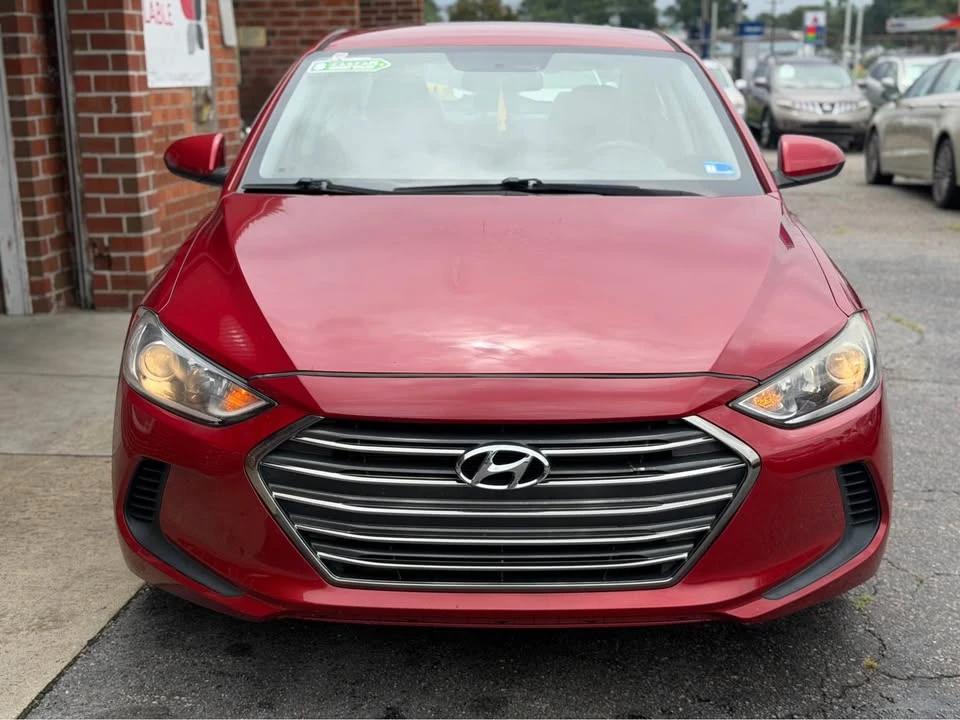 2017 Hyundai Elantra - Image 2 of 18