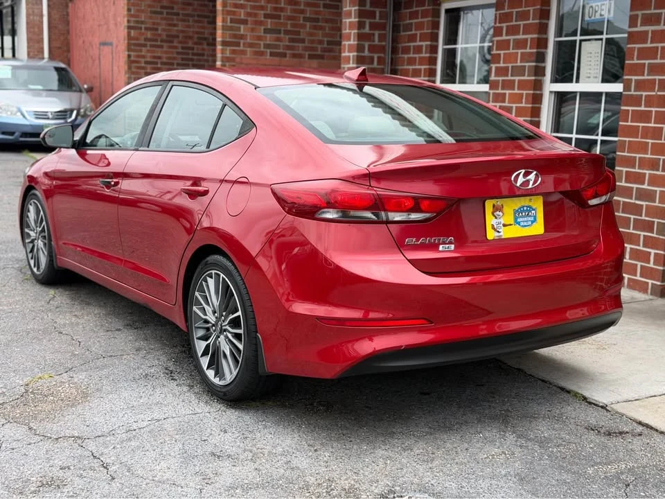 2017 Hyundai Elantra - Image 6 of 18