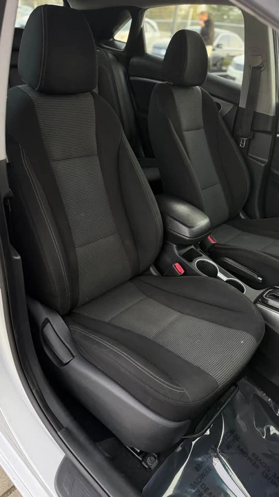 2017 Hyundai Elantra - Image 15 of 18