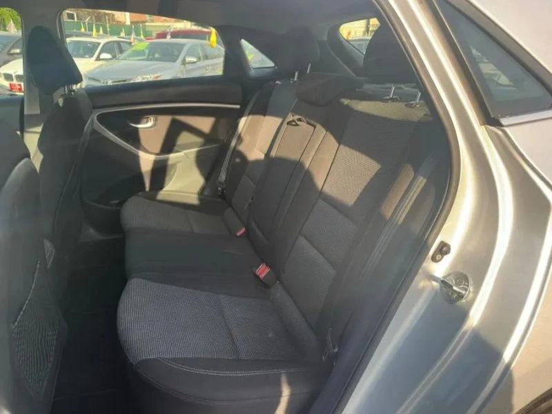 2017 Hyundai Elantra - Image 12 of 12