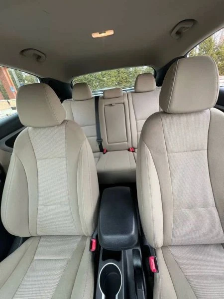 2017 Hyundai Elantra - Image 12 of 12