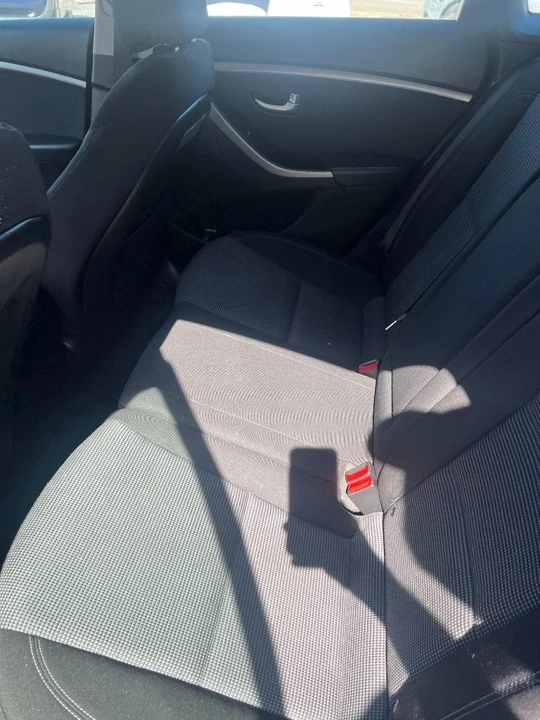2017 Hyundai Elantra - Image 3 of 7