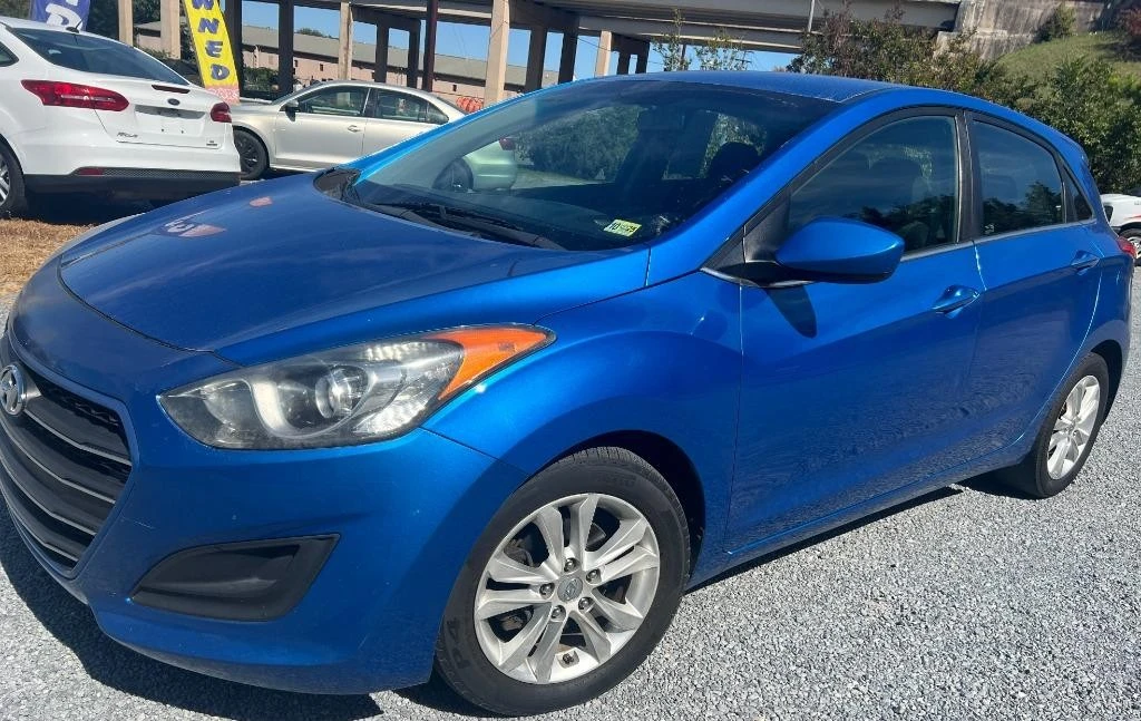 2017 Hyundai Elantra - Image 5 of 7