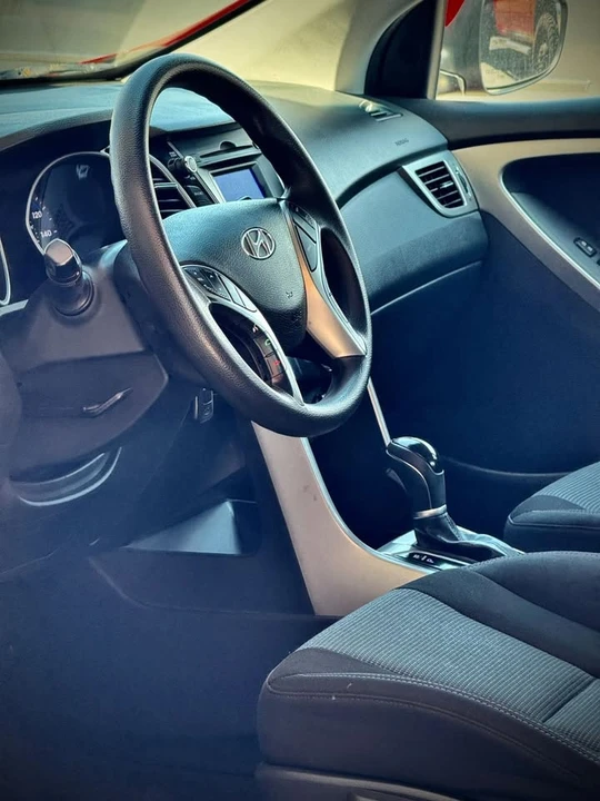 2017 Hyundai Elantra - Image 11 of 11